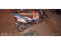 moto-yamaha-en-bon-etat-ideale-voyage-small-0