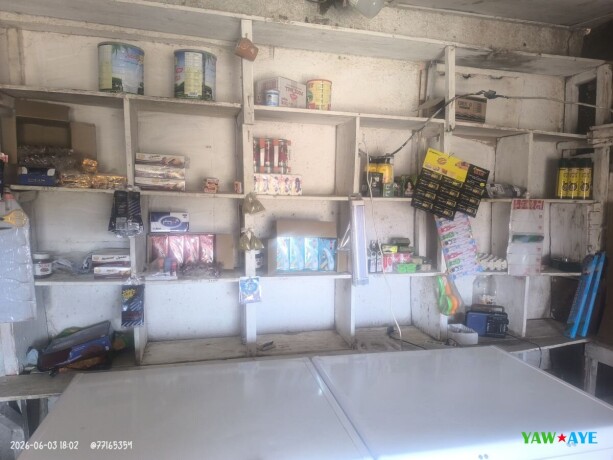 boutique-a-louer-en-centre-ville-avec-materiel-en-vente-big-1