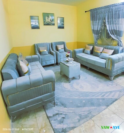 canape-moderne-avec-accessoires-complet-big-0