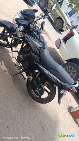 moto-tvs-100cc-garantie-4-mois-assurance-11-mois-quasi-neuve-big-0