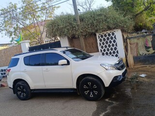 isuzu-mux-en-tres-bon-etat-a-vendre