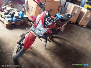moto-tvs-100-cc-rouge-5-500-km-bien-entretenue