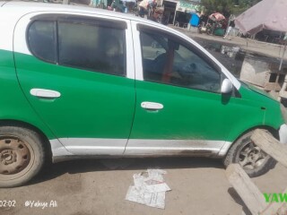 toyota-vitz-en-bon-etat