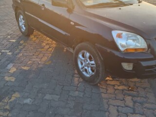 kia-sportage-en-excellent-etat-climatisation-moteur-parfaits-a-saisir-sur-yawaaye