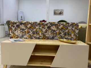 meuble-tv-moderne-avec-rangement-pratique-elegance-et-fonctionnalite-pour-votre-salon