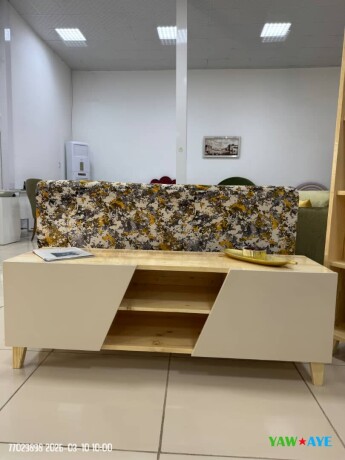 meuble-tv-moderne-avec-rangement-pratique-elegance-et-fonctionnalite-pour-votre-salon-big-1