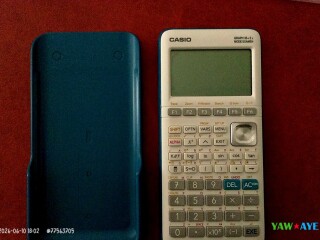 calculatrice-en-bon-etat-sans-rayure-ni-defaut
