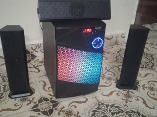amplificateur-audio-neuf-avec-son-exceptionnel