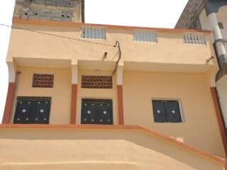 charmante-maison-neuve-f4-a-louer-a-barwaqo-2-parfaite-pour-jeunes-maries