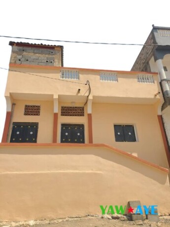 charmante-maison-neuve-f4-a-louer-a-barwaqo-2-parfaite-pour-jeunes-maries-big-0