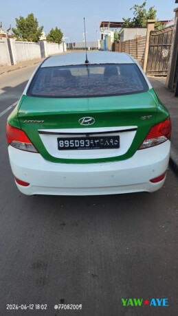 hyundai-accent-2015-climatisation-bon-etat-big-1