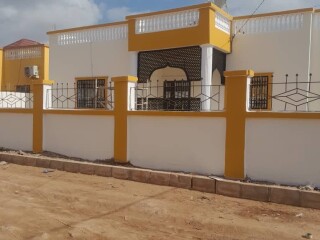 villa-4-pieces-avec-climatisation-a-nagad-cite-al-oul