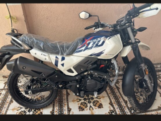 moto-hero-xpulse-200-2026-neuve-faible-kilometrage