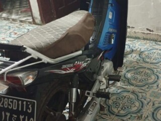 moto-jincheng-110cc-bleue-en-parfait-etat-economique