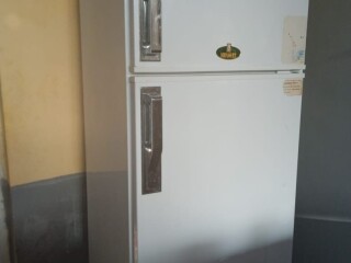 refrigerateur-2-portes-blanc-grande-capacite-bon-etat