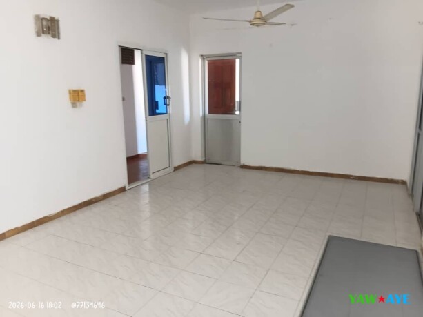 appartement-f4-avec-groupe-electrogene-et-gardiennage-a-gabode-5-big-1