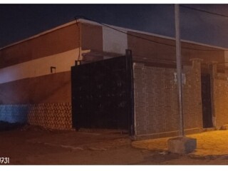 maison-renovee-avec-double-facade-et-parking-a-cite-progres