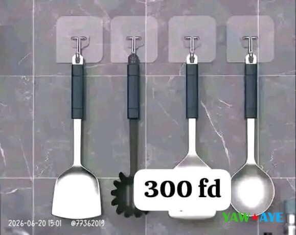 accessoires-et-ustensiles-pratiques-pour-cuisine-et-rangement-big-1