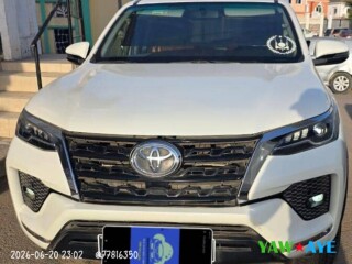 toyota-fortuner-2022-diesel-boite-automatique-quasi-neuve