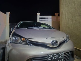 toyota-vitz-2014-automatique-en-parfait-etat