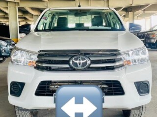 toyota-hilux-2022-diesel-manuel-full-options-en-excellent-etat