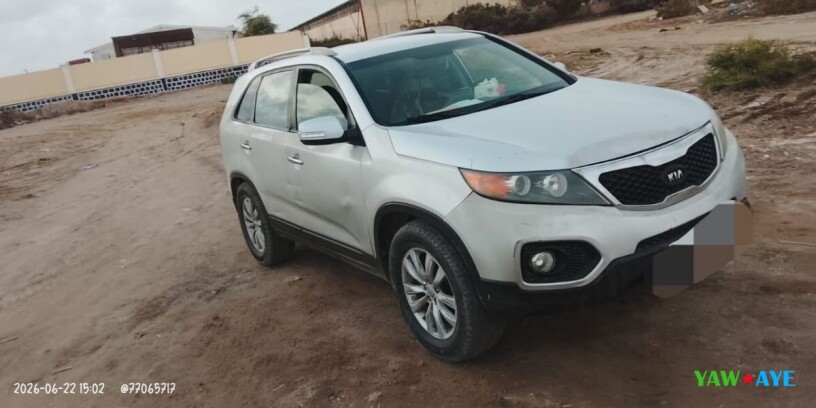 kia-sorento-2011-diesel-climatisation-boite-automatique-en-bon-etat-big-0