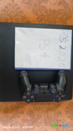 playstation-4-slim-en-bon-etat-avec-manette-et-jeu-pes-2020-big-0