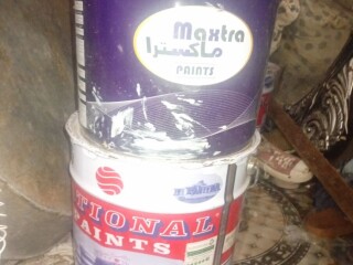 mastiques-et-peintures-en-lot-a-prix-abordable