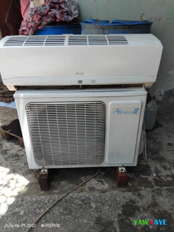 climatiseur-split-airwell-15-cv-en-bon-etat-big-1