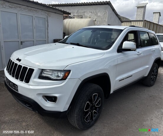 2014-jeep-grand-cherokee-automatic-95k-km-sunroof-ready-for-adventure-big-0