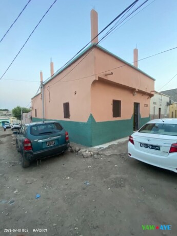 maison-3-chambres-avec-terrasse-et-reservoir-a-barwaqo-1-big-1