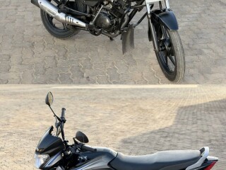 moto-tvs-100-noire-et-bleue-quasi-neuve-3-mois-dusage