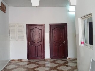appartement-f4-avec-terrasse-a-barwaqo-1