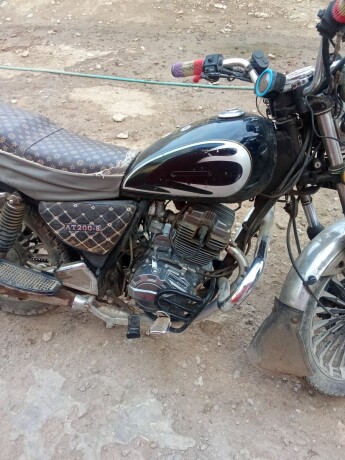 moto-doccasion-en-excellent-etat-big-1