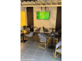 local-commercial-equipe-100-m2-centre-ville-place-menelik-small-0
