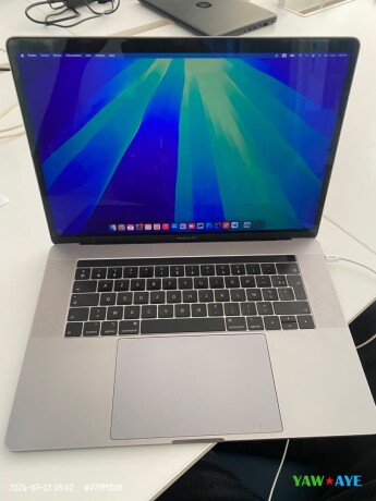 macbook-pro-15-2019-core-i9-16-go-512-go-gris-sideral-big-1