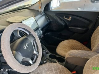hyundai-tucson-2014-suv-fiable-et-bien-entretenu