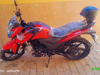 moto-honda-sp160-rouge-2023-quasi-neuve-impeccable-etat
