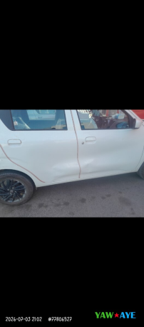location-voiture-disponible-pour-un-mois-big-0