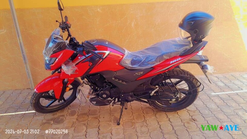 moto-honda-sp160-rouge-2026-7500-km-quasi-neuve-impeccable-etat-big-1