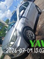 hyundai-accent-2015-diesel-automatique-en-excellent-etat-big-0