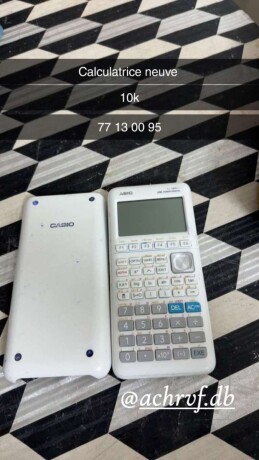calculatrice-en-parfait-etat-a-petit-prix-big-0