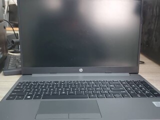hp-laptop-intel-core-i3-8gb-ram-1tb-hdd-like-new-condition-on-yawaaye