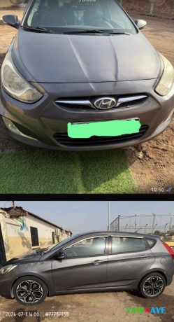 hyundai-accent-diesel-2016-automatique-excellent-etat-big-0