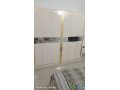 chambre-a-coucher-complete-et-salon-en-parfait-etat-small-0