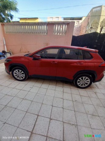 a-louer-voiture-toyota-cross-climatise-en-excellent-etat-pour-location-big-0