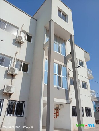 appartement-f3-neuf-climatise-avec-parking-pres-du-rond-point-desalines-ouest-big-1