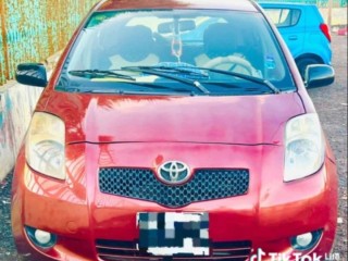toyota-yaris-economique-en-bon-etat-fiable-et-entretenue