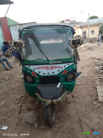 mahindra-pajero-en-bon-etat-pret-a-rouler-big-0