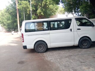 minibus-2023-en-tres-bon-etat